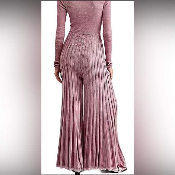 New Free People Lady Luck Ribbed Accordion Knit Jumpsuit - Picture 8 of 8